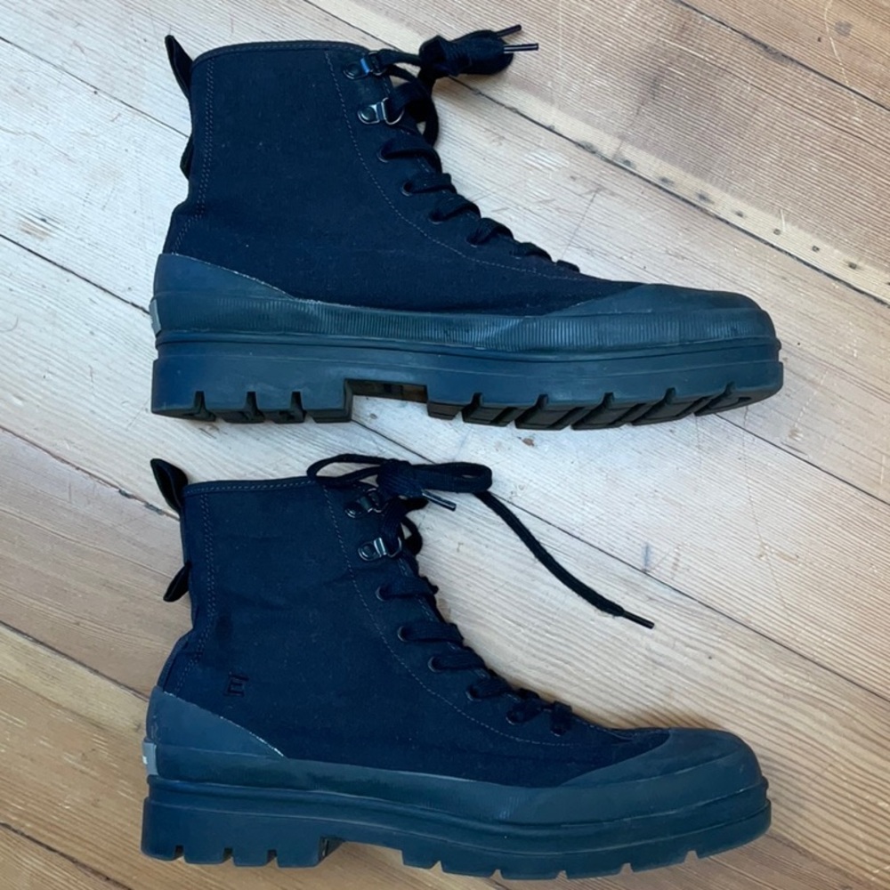 Everlane Organic Cotton Canvas Combat Boots 10